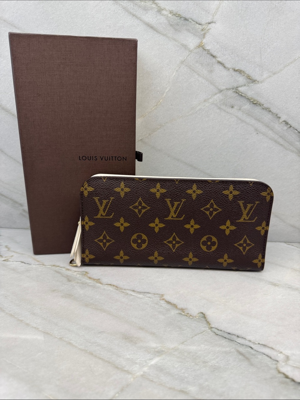 Louis Vuitton Insolite Monogram Zip Wallet CreamInterior.